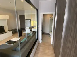 1 Bedroom Condo for rent at Urbano Absolute Sathon-Taksin, Khlong Ton Sai