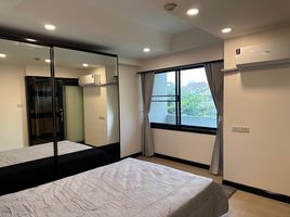 2 Schlafzimmer Appartement zu vermieten im Beverly Hills Mansion, Phra Khanong Nuea