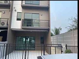 4 Bedroom Townhouse for rent at Baan Klang Muang Ratchaphruek-Sathorn, Bang Khun Kong, Bang Kruai