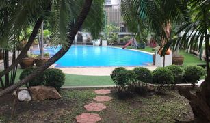 4 chambres Condominium a vendre à Khlong Toei, Bangkok Raj Mansion
