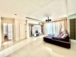 2 Bedroom Apartment for rent at 2Bedrooms Condo Available For Rent In Tonlebasac, Tonle Basak