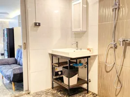 2 Bedroom Apartment for rent at Viengping Mansion, Chang Phueak