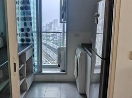 2 спален Кондо в аренду в Aspire Sathorn-Thapra, Bukkhalo