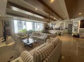 2 Bedroom Condo for rent at Le Premier 1, Khlong Toei Nuea