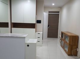 1 Bedroom Apartment for sale at Supalai Prima Riva, Chong Nonsi