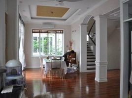 2 Schlafzimmer Wohnung zu vermieten im Khu đô thị mới Dịch Vọng, Dich Vong, Cau Giay, Hanoi