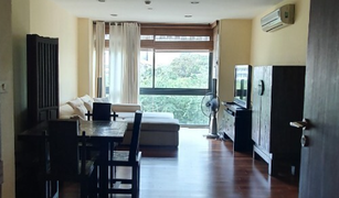 1 Bedroom Condo for sale in Khlong Toei Nuea, Bangkok Baan Saraan