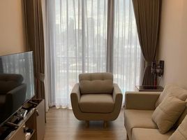 1 Bedroom Condo for sale at Oka Haus, Khlong Tan