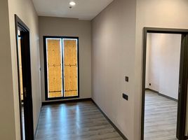 2 Bedroom Condo for sale at Urbano Rajavithi, Bang Phlat, Bang Phlat