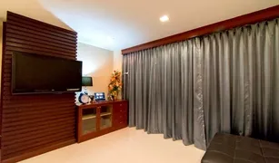 3 Bedrooms Condo for sale in Na Kluea, Pattaya Sky Beach