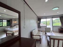 Studio Condo for rent at Nai Harn Villa, Rawai, Phuket Town