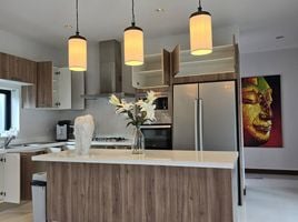 3 Schlafzimmer Villa zu verkaufen in Thalang, Phuket, Choeng Thale