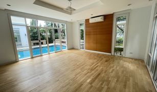 Khlong Tan, ဘန်ကောက် Sukhumvit 36 Garden Village တွင် 4 အိပ်ခန်းများ အိမ် ရောင်းရန်အတွက်