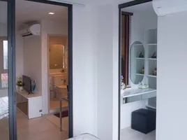 1 Bedroom Condo for rent at Life One Wireless, Lumphini