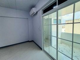 1 Bedroom Condo for sale at Dhennakorn Residence, Lak Song, Bang Khae