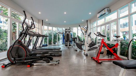 Фото 3 of the Communal Gym at Park Lane Jomtien