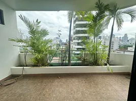 2 Bedroom Condo for rent at P.R. Home 3, Khlong Tan Nuea