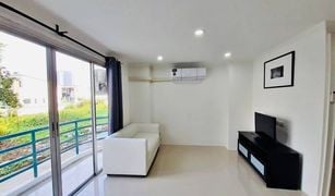 2 Bedrooms Condo for sale in Phra Khanong, Bangkok Waterford Park Rama 4