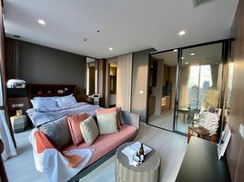 1 Schlafzimmer Appartement zu vermieten im Noble Ploenchit, Lumphini, Pathum Wan