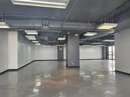 308 SqM Office for rent at P.S. Tower, Khlong Toei Nuea, Watthana