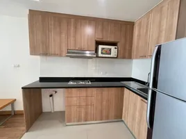 2 Bedroom Condo for rent at Y.O. Place, Khlong Toei