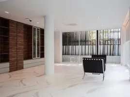 4 Bedroom Townhouse for sale in Bangkok Planetarium, Phra Khanong, Khlong Tan Nuea