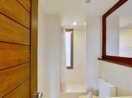 3 Bedroom Apartment for sale at Las Tortugas Condo, Nong Kae