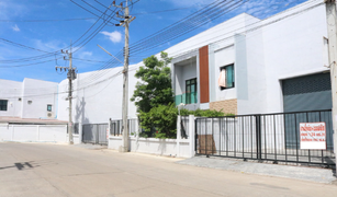 N/A Warehouse for sale in Bang Nam Chuet, Samut Sakhon 