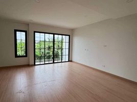 2 Bedroom Townhouse for sale at Baan Nimman, Suthep