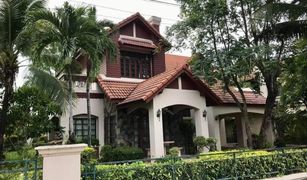 4 Bedrooms House for sale in Nong Chom, Chiang Mai Phruek Wari Land and House