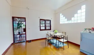 2 Bedrooms Townhouse for sale in San Klang, Chiang Mai 