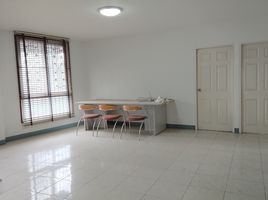 388 平米 Office for rent at RK Office Park, Khlong Sam Prawet, 拉甲邦