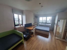 Studio Apartment for rent at Lumpini Place Ratchada-Thapra, Dao Khanong