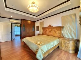 5 Bedroom House for rent at , Nong Pla Lai, Pattaya