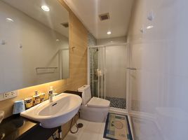 2 Bedroom Condo for sale at Baan Pakarang Sisom, Nong Kae, Hua Hin