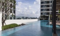 Photo 3 of the Communal Pool at The Saint Residences
