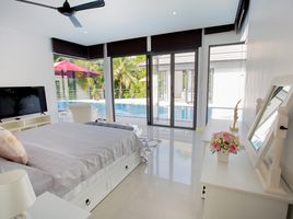 4 Bedroom House for rent in Phuket, Rawai, Phuket Town, Phuket