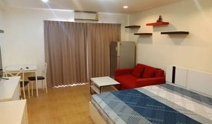 1 Bedroom Condo for sale in Bang Ao, Bangkok Rama VI Mansion