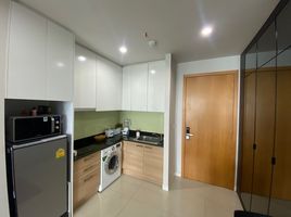 1 Bedroom Apartment for sale at Circle Condominium, Makkasan