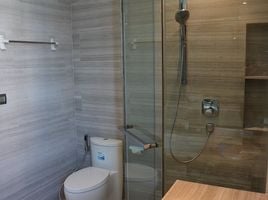 2 Bedroom Condo for rent at The Diplomat 39, Khlong Tan Nuea