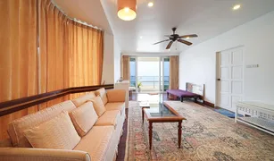 3 Bedrooms Penthouse for sale in Na Chom Thian, Pattaya Chom Talay Resort 