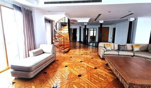 曼谷 Bang Lamphu Lang Saichol Mansion 5 卧室 公寓 售 
