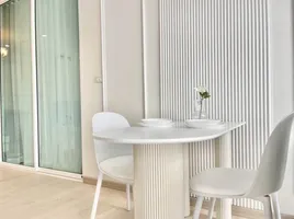 1 Bedroom Condo for sale at The Green Places Condominium, Ratsada, Phuket Town, Phuket, Thailand