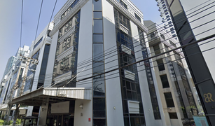 Studio Whole Building for sale in Khlong Ton Sai, Bangkok 