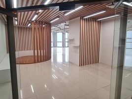 242 SqM Office for rent at Chamnan Phenjati Business Center, Huai Khwang, Huai Khwang, Bangkok, Thailand