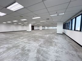 808.35 m² Office for rent at Ital Thai Tower, Bang Kapi, Huai Khwang