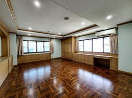 4 Bedroom Condo for sale at Tower Park, Khlong Toei Nuea