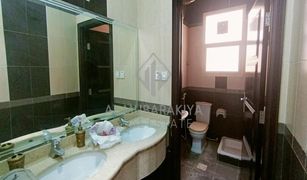 5 Bedrooms Villa for sale in Julphar Towers, Ras Al-Khaimah Al Sharisha