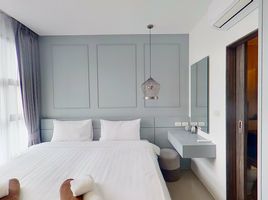 1 Schlafzimmer Wohnung zu verkaufen im Palmyrah Surin Beach Residence, Choeng Thale, Thalang, Phuket