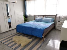 2 Schlafzimmer Appartement zu vermieten im Monterey Place, Khlong Toei